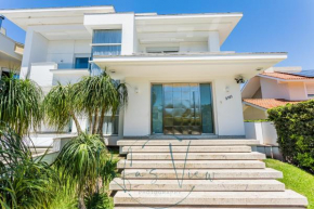 CASA JURERÊ INTERNACIONAL - 6 SUITES